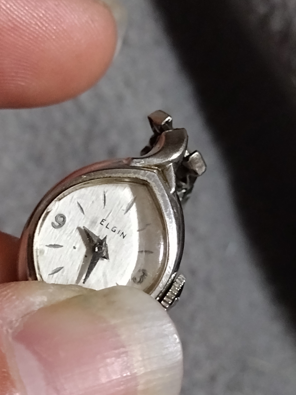 1950s Elgin Wind Up Ladies Watch With Extra Band